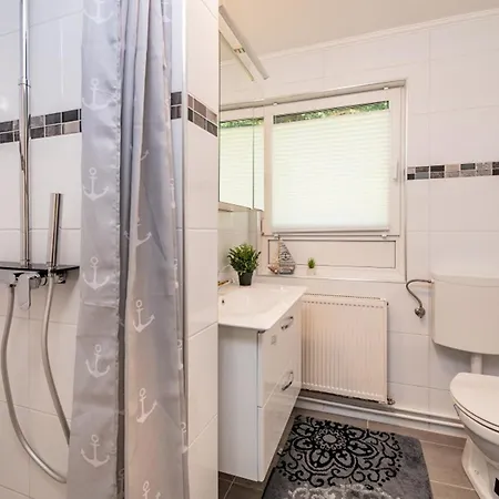 Waldpark Kraetzersrasen Fh4